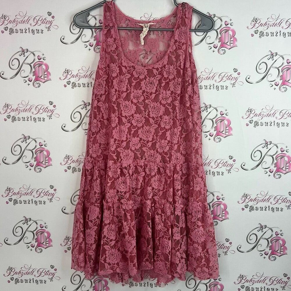 Free people one dress Lacie light blush ruffle Pink Lace Sleeveless Dress